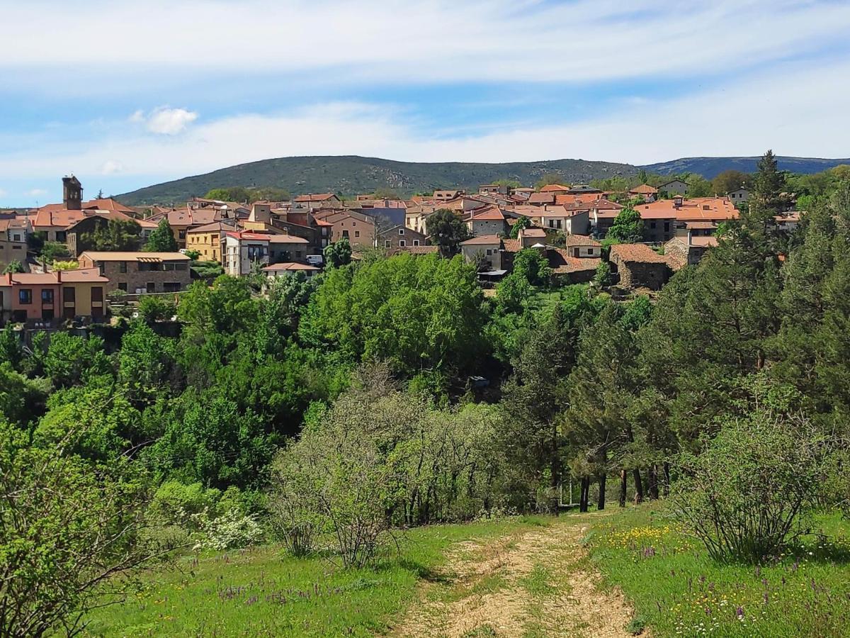 Casa Rural Fuente Del Arca Montejo Монтехо-де-ла-Сьерра Экстерьер фото
