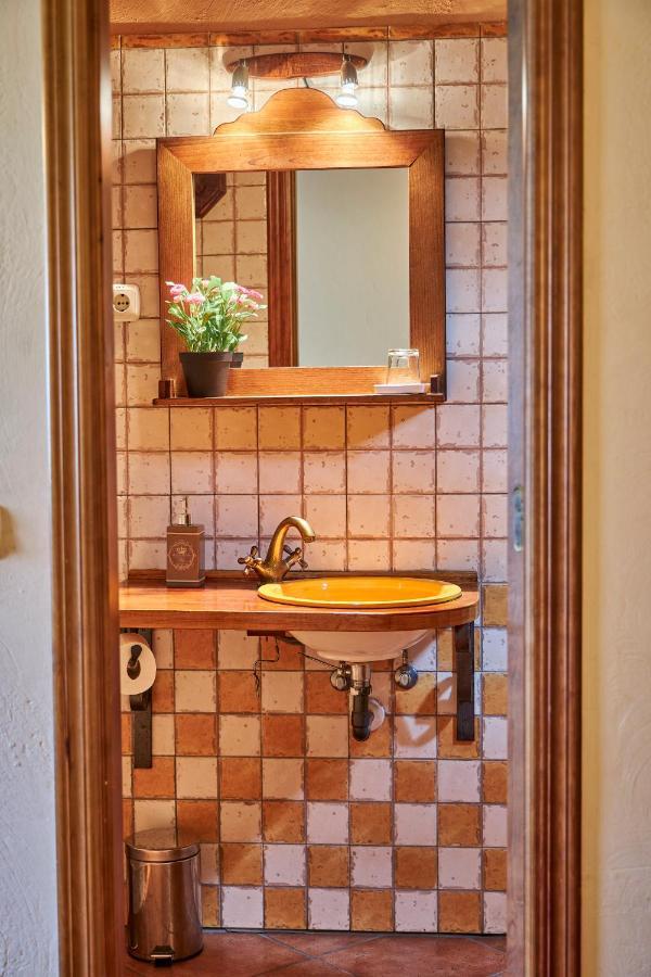 Casa Rural Fuente Del Arca Montejo Монтехо-де-ла-Сьерра Экстерьер фото