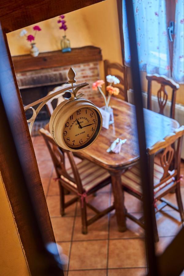 Casa Rural Fuente Del Arca Montejo Монтехо-де-ла-Сьерра Экстерьер фото