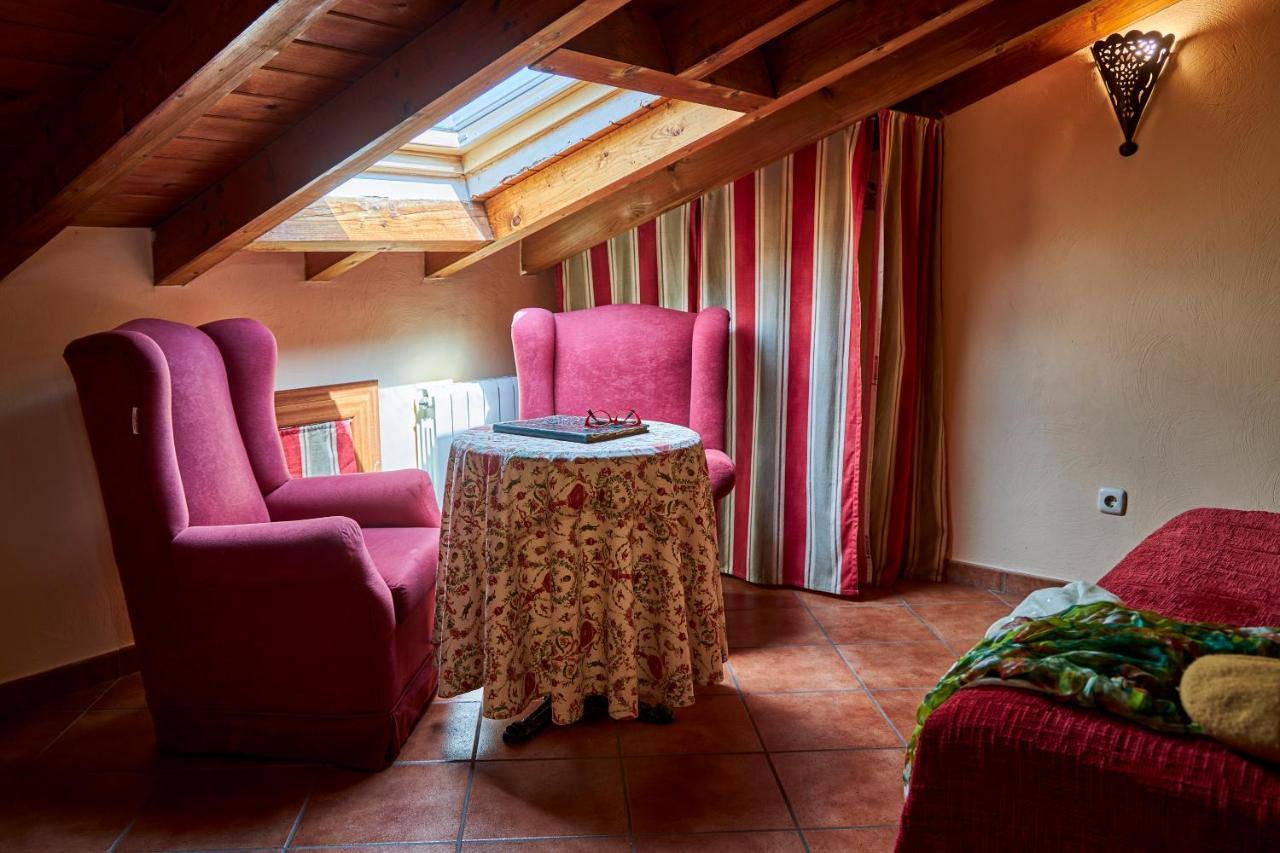 Casa Rural Fuente Del Arca Montejo Монтехо-де-ла-Сьерра Экстерьер фото
