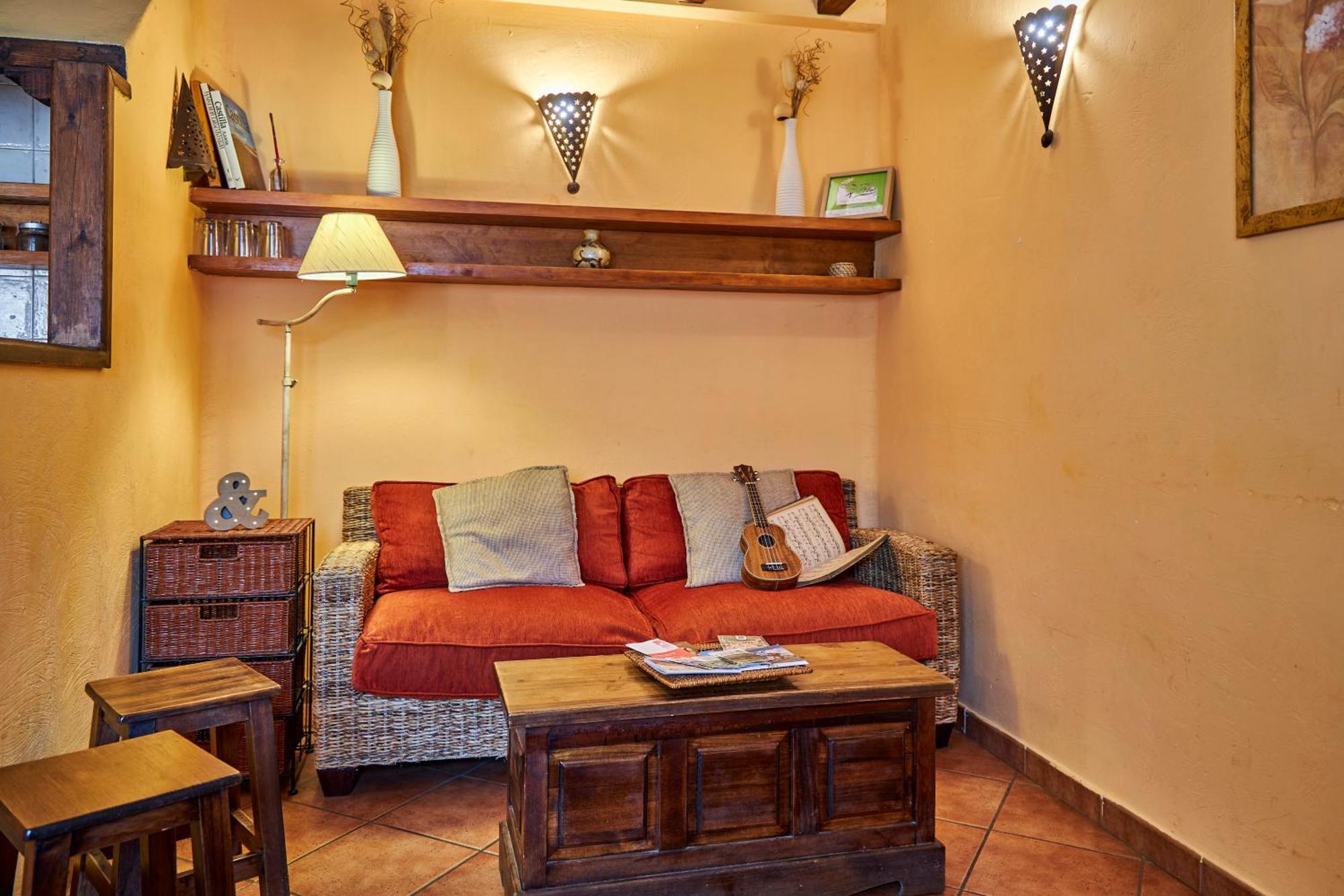 Casa Rural Fuente Del Arca Montejo Монтехо-де-ла-Сьерра Экстерьер фото