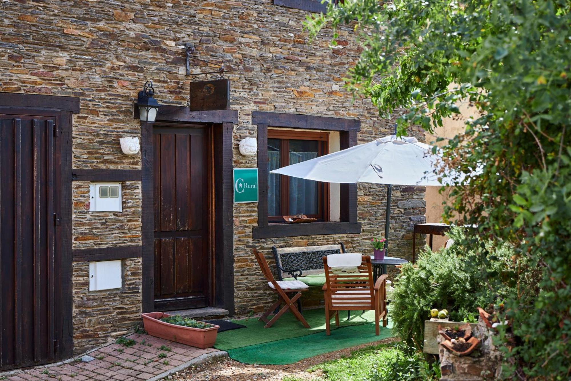 Casa Rural Fuente Del Arca Montejo Монтехо-де-ла-Сьерра Экстерьер фото